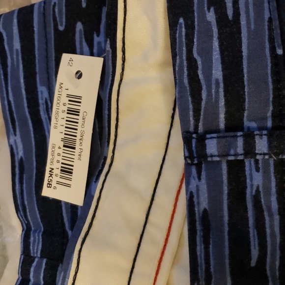 Goodthreads 7" Inseam Flat-Front Stretch Chino Shorts iBlue Camo Stripe Waist 42 - Picture 7 of 8